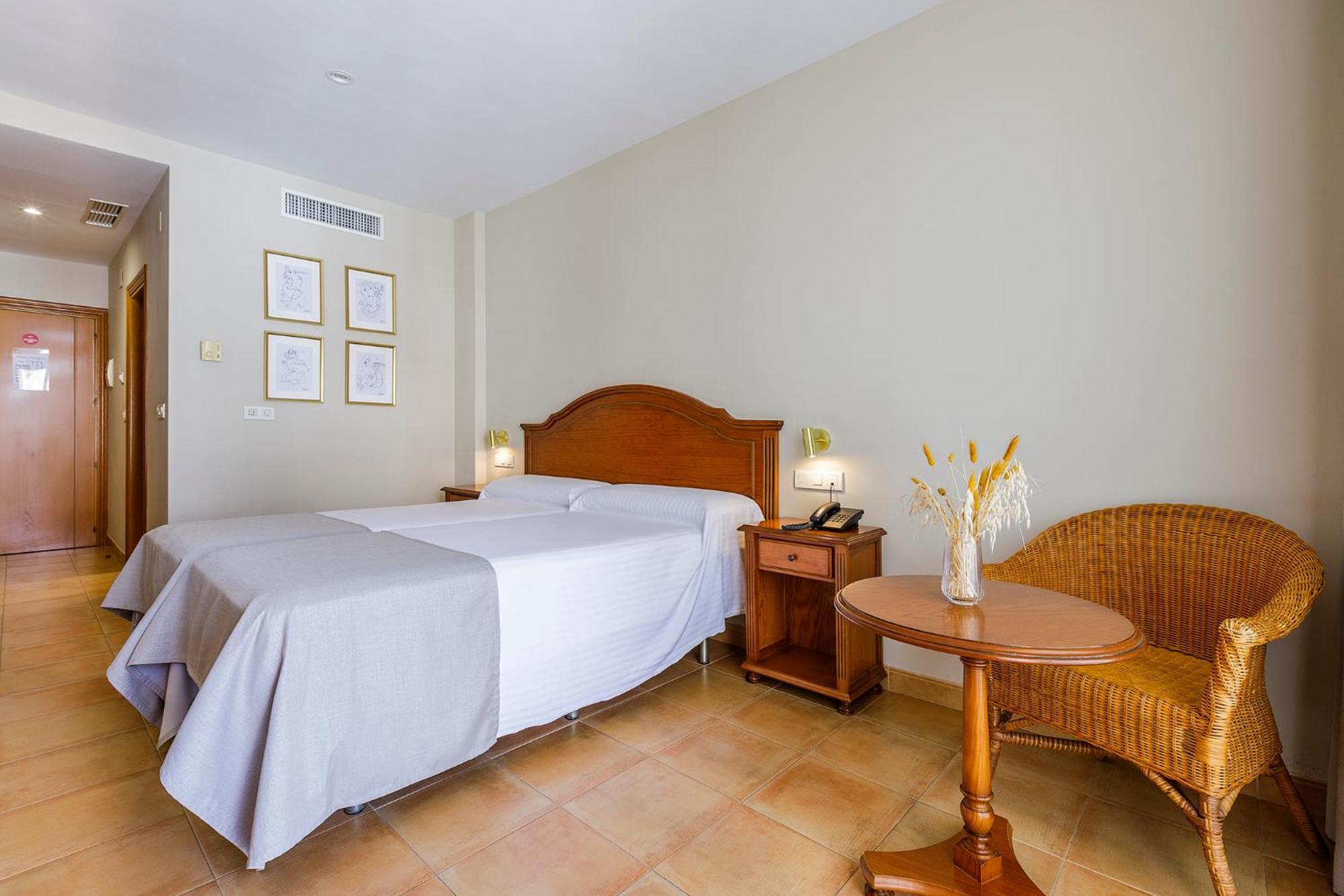 Hotel Almijara - Mares La Herradura  Zewnętrze zdjęcie