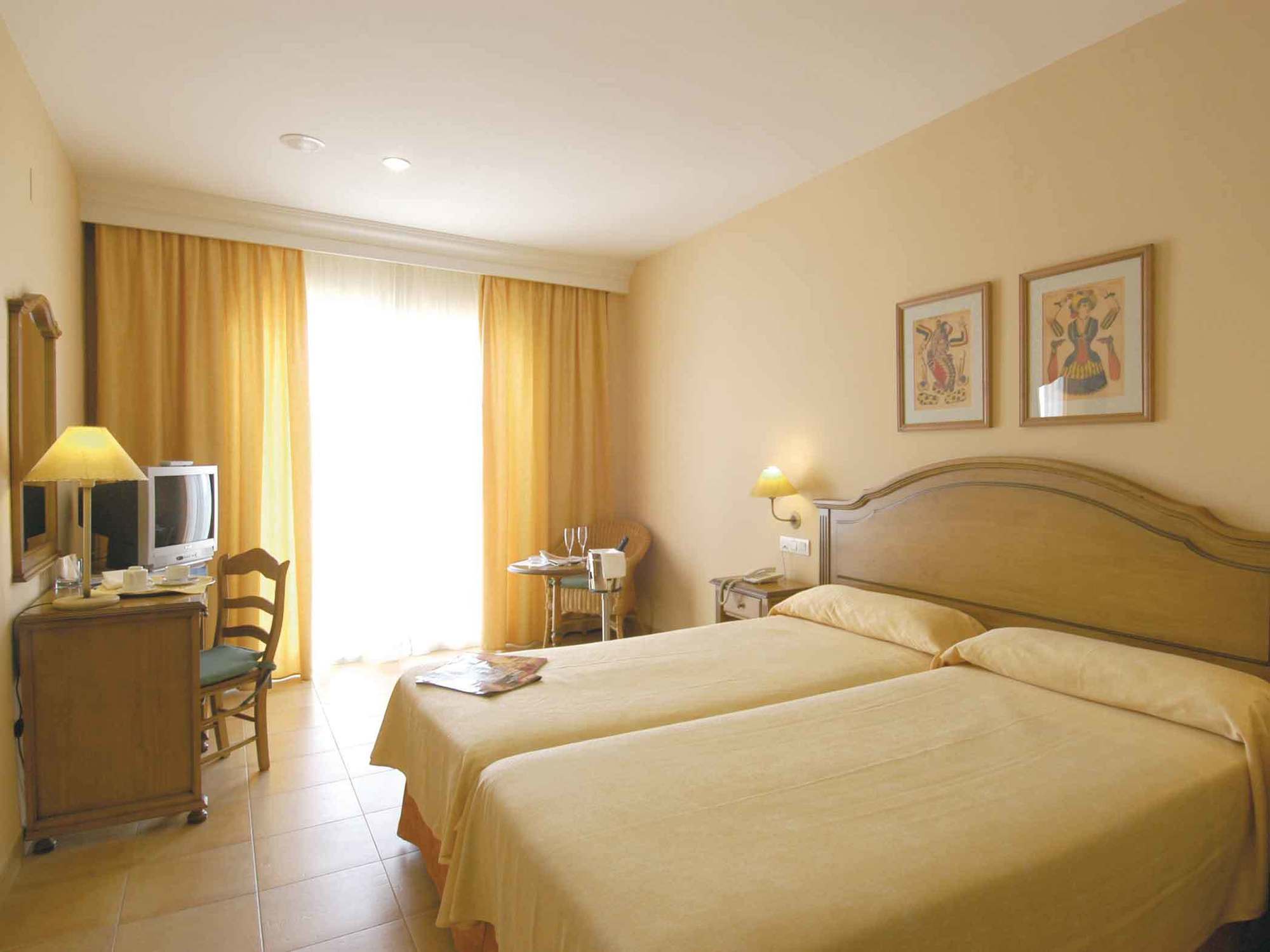 Hotel Almijara - Mares La Herradura  Zewnętrze zdjęcie
